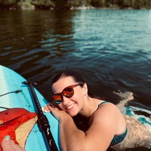 Meet your Posher, Hannah